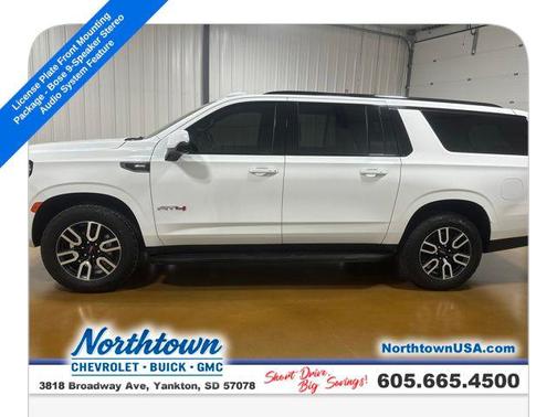 2023 GMC Yukon XL 4WD AT4