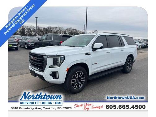 2023 GMC Yukon XL 4WD AT4