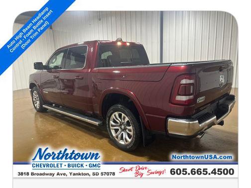 Delmonico Red Pearlcoat 2022 RAM 1500 Laramie