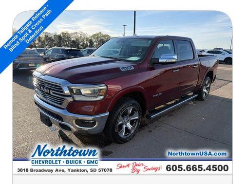 Delmonico Red Pearlcoat 2022 RAM 1500 Laramie