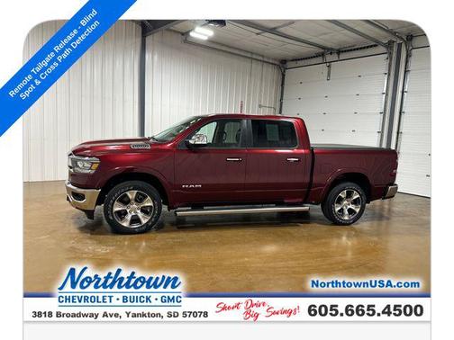 Delmonico Red Pearlcoat 2022 RAM 1500 Laramie