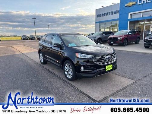 2020 Ford Edge Titanium