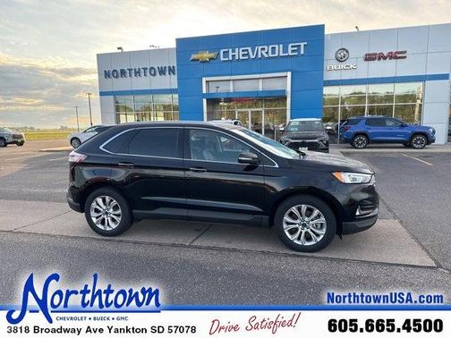 2020 Ford Edge Titanium