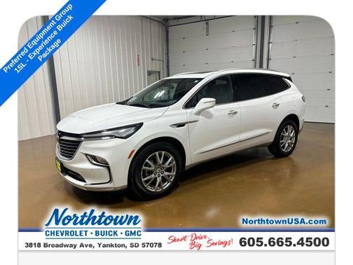 2023 Buick Enclave Essence AWD