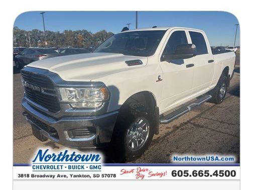 2020 RAM 2500 Tradesman Crew Cab 4X4 6'4' Box