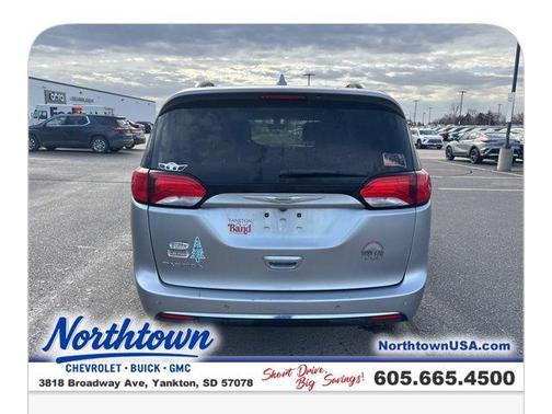 2018 Chrysler Pacifica Touring-L