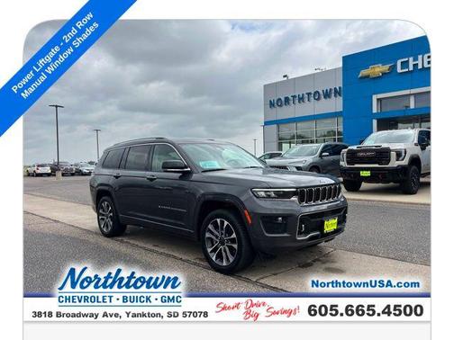 Baltic Gray Metallic Clearcoat 2023 Jeep Grand Cherokee L Overland
