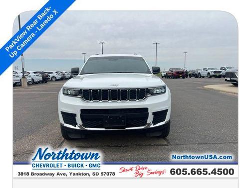 Bright White Clearcoat 2024 Jeep Grand Cherokee L Laredo