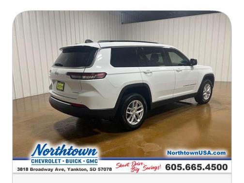 Bright White Clearcoat 2024 Jeep Grand Cherokee L Laredo
