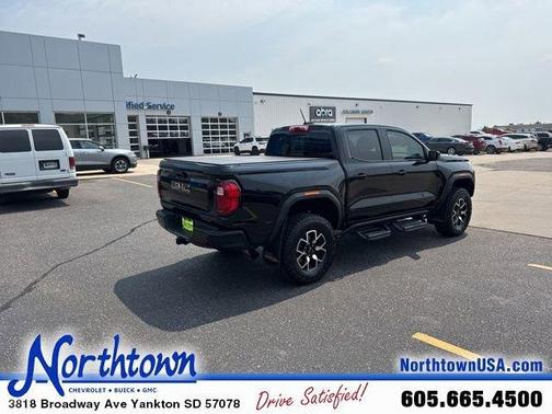 2024 GMC Canyon AT4X