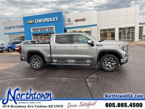 2025 GMC Sierra 1500 SLT
