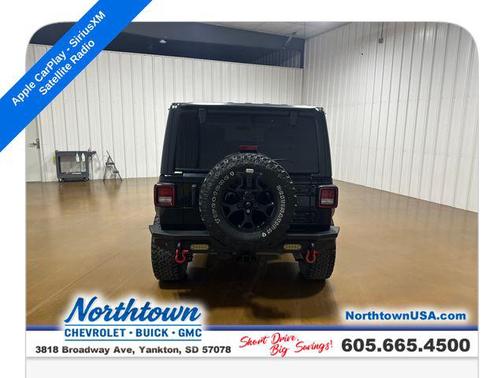 Black Clearcoat 2021 Jeep Wrangler Willys