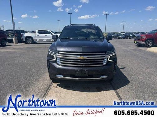 2022 Chevrolet Suburban High Country