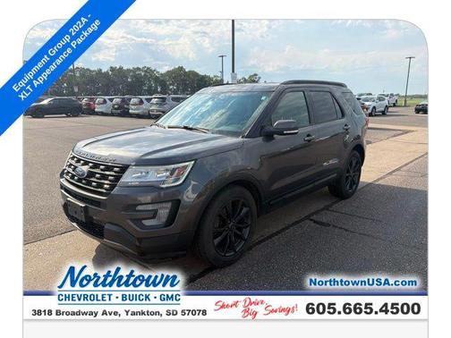 Magnetic Metallic 2017 Ford Explorer XLT