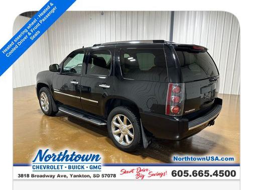 Onyx Black 2013 GMC Yukon Denali