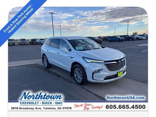 2023 Buick Enclave Essence AWD