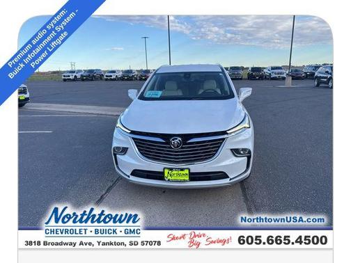 2023 Buick Enclave Essence AWD