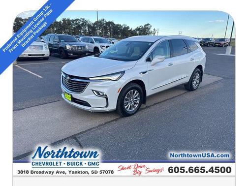 2023 Buick Enclave Essence AWD