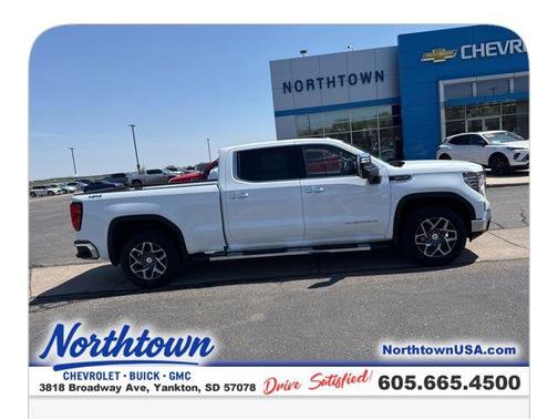 2025 GMC Sierra 1500 SLT