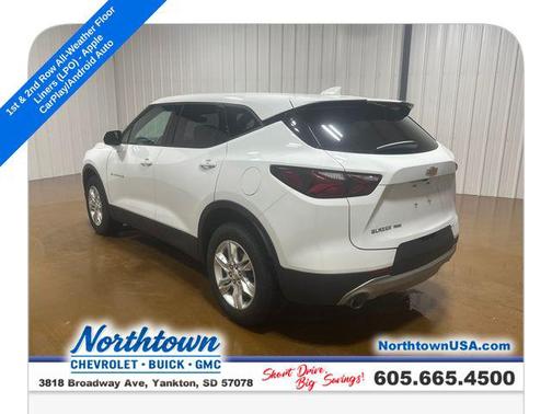 Summit White 2022 Chevrolet Blazer 2LT