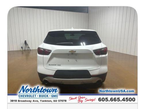 Summit White 2022 Chevrolet Blazer 2LT