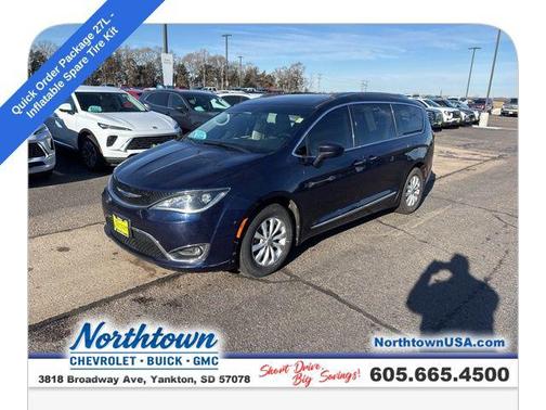 2018 Chrysler Pacifica Touring-L