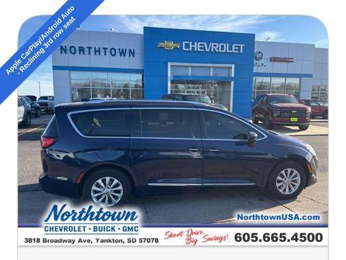 2018 Chrysler Pacifica Touring-L