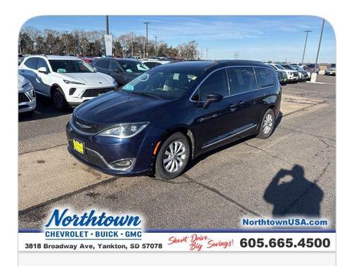 2018 Chrysler Pacifica Touring-L