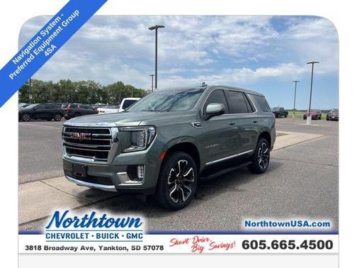 Frosted Pine Metallic 2023 GMC Yukon SLT