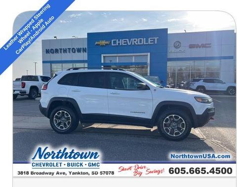 Bright White Clearcoat 2020 Jeep Cherokee Trailhawk