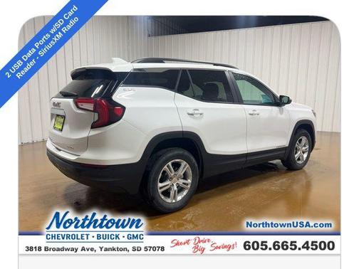 Summit White 2023 GMC Terrain SLE