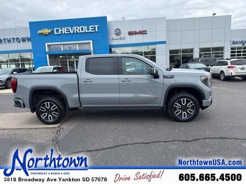 2025 GMC Sierra 1500 AT4