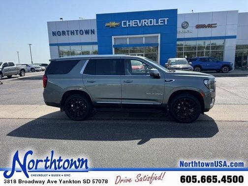 2023 GMC Yukon SLT