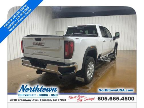 White Frost Tricoat 2021 GMC Sierra 2500 SLT
