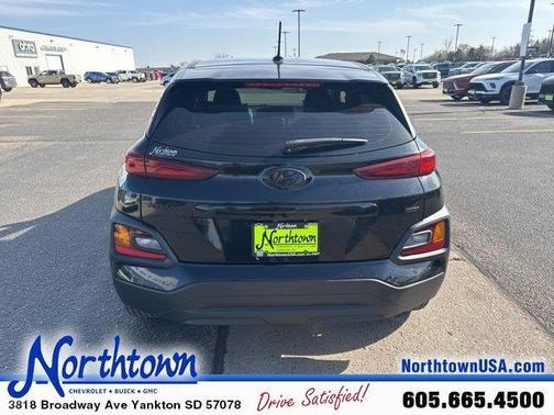 2021 Hyundai KONA SE