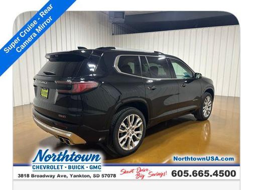 2025 GMC Acadia Denali