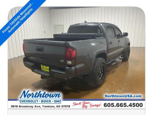 Magnetic Gray Metallic 2018 Toyota Tacoma TRD Sport