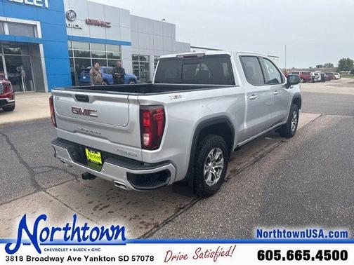 2022 GMC Sierra 1500 Elevation