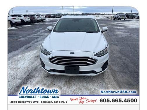2020 Ford Fusion SE
