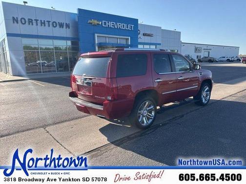 2013 Cadillac Escalade Platinum Edition