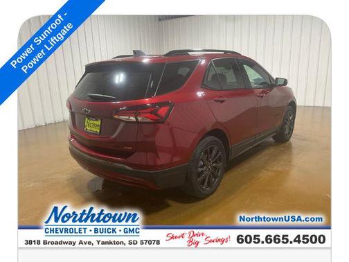 Radiant Red Tintcoat 2023 Chevrolet Equinox AWD RS