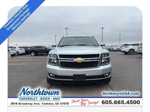Silver Ice Metallic 2015 Chevrolet Suburban 1500 LT