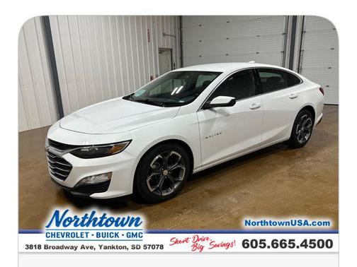 Summit White 2024 Chevrolet Malibu FWD 1LT