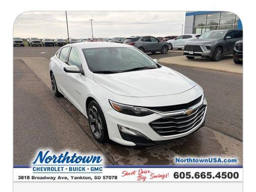 Summit White 2024 Chevrolet Malibu FWD 1LT