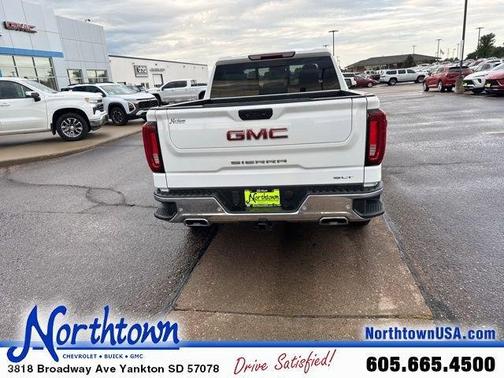 2022 GMC Sierra 1500 SLT