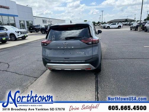 2023 Nissan Rogue Platinum