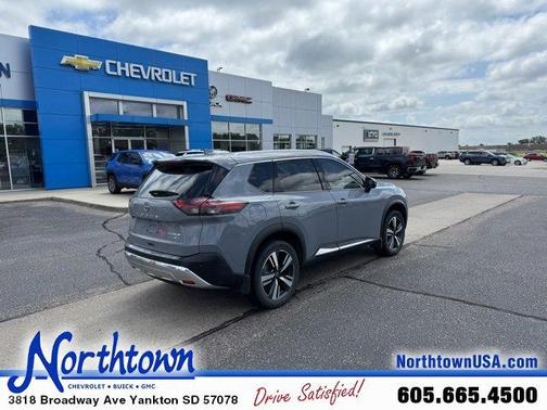 2023 Nissan Rogue Platinum
