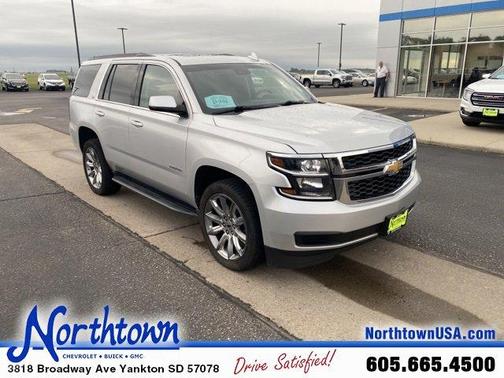 Photo 3 of 22 of 2018 Chevrolet Tahoe LT
