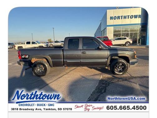 2004 Chevrolet Silverado 1500 LT Extended Cab