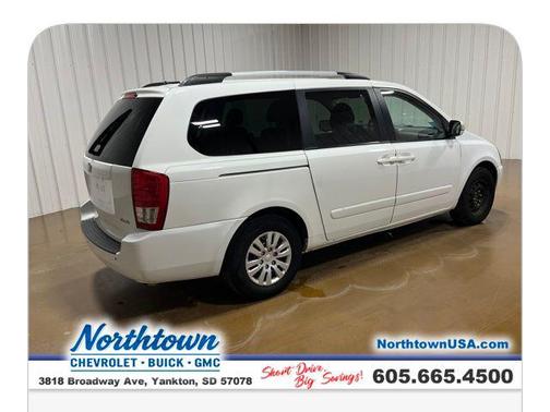 2012 Kia Sedona LX
